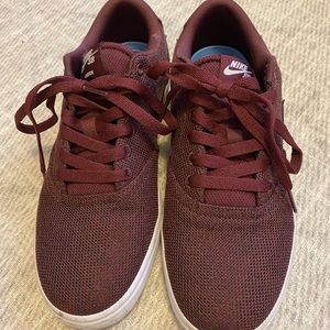 Nike SB’s women’s 8